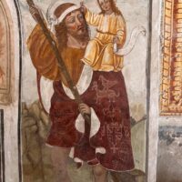 San Cristoforo con fascia e graffiti